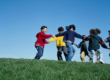 kids-playing-_350_256_90