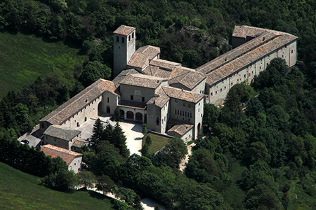 passi-del-silenzio-fonteavellana